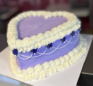 White cake,vanilla buttercream